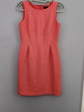 Ann Taylor Coral Textured Sleeveless Sheath Dress